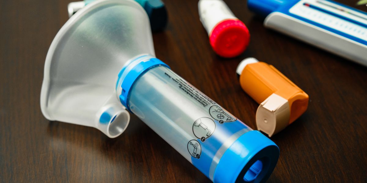 Asma: sintomas, como controlar as crises e melhorar a respiração