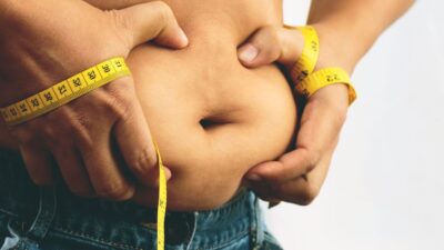 Exercícios para perder barriga: Tonifique o abdômen movimentos simples